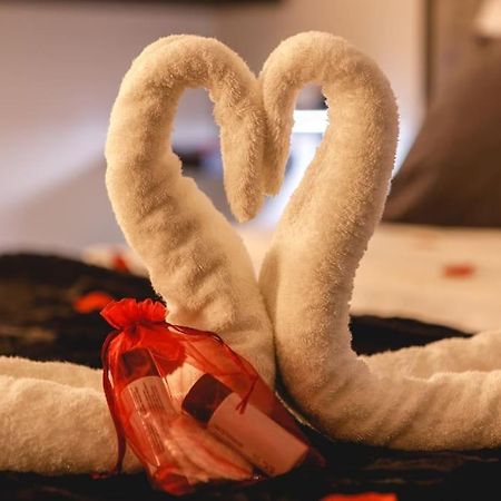 My Love Nest ماكاتييو سورْ شالارْ المظهر الخارجي الصورة