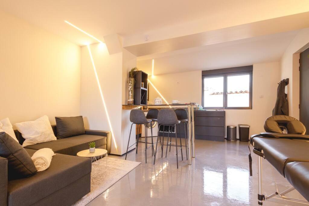 My Love Nest ماكاتييو سورْ شالارْ المظهر الخارجي الصورة