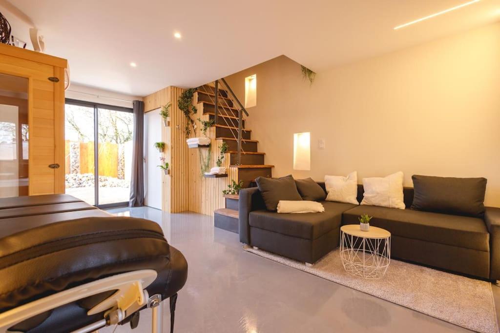 My Love Nest ماكاتييو سورْ شالارْ المظهر الخارجي الصورة