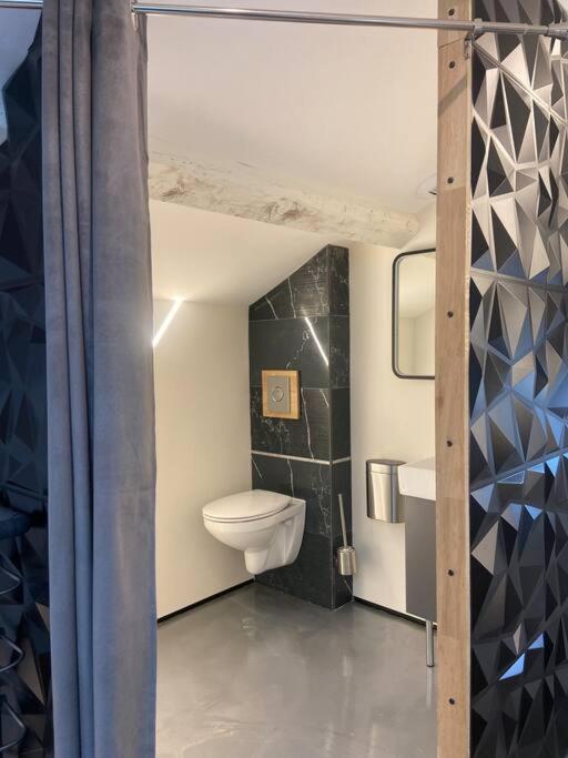 My Love Nest ماكاتييو سورْ شالارْ المظهر الخارجي الصورة